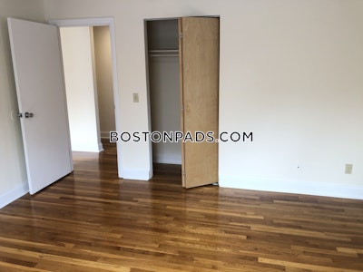 Brookline 2 Bed 1 Bath BROOKLINE- BOSTON UNIVERSITY $3,600  Boston University - $3,700 50% Fee