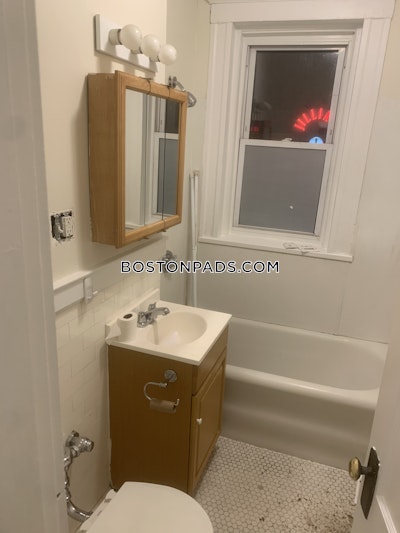Fenway/kenmore 1 Bed 1 Bath BOSTON Boston - $2,675 No Fee