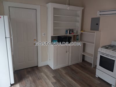 Cambridge 1 Bed 1 Bath CAMBRIDGE Central Square/cambridgeport - $2,250 No Fee