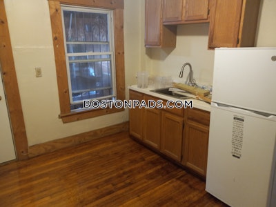 Cambridge 1 Bed 1 Bath CAMBRIDGE  Central Square/cambridgeport - $2,450