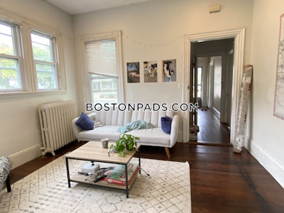 Somerville 5 Bed 1 Bath SOMERVILLE  Tufts - $7,313 No Fee