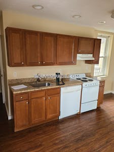 North End 3 Beds 1 Bath Boston - $4,185