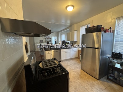 Jamaica Plain 3 Beds 1 Bath Boston - $3,950