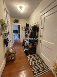 Brookline 2 Bed 1 Bath BROOKLINE- WASHINGTON SQUARE $2,700  Washington Square - $2,600 No Fee