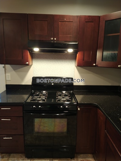 Dorchester 2 Beds 1 Bath Boston - $2,195