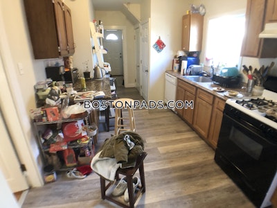 Medford 5 Bed 2.5 Bath MEDFORD  Tufts - $6,500 No Fee