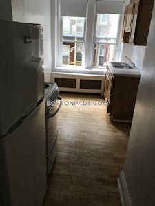 Allston/brighton Border Apartment for rent 1 Bedroom 1 Bath Boston - $2,525 No Fee