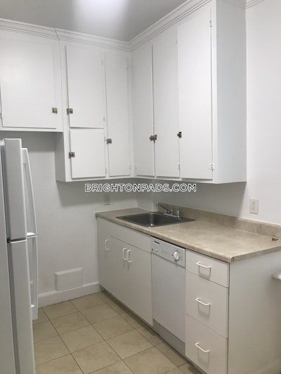 Brighton 1 Bed 1 Bath Boston - $2,705 No Fee