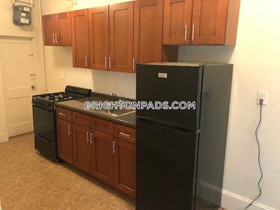 Brighton Spacious Studio, 1 bath available now on Washington St in Brighton Boston - $2,125 No Fee