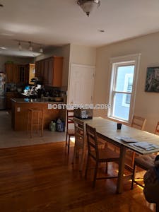 Somerville 5 Beds 2 Baths  Tufts - $6,200