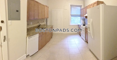 Brookline 4 Beds 2 Baths  Boston University - $6,600 No Fee