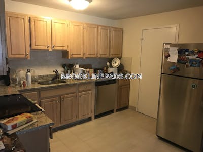 Brookline 2 Bed 1 Bath BROOKLINE- COOLIDGE CORNER $3,500 Coolidge Corner - $3,500 No Fee