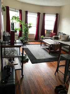 Somerville Eclectic 2BD 1BA Somerville Apartment Dali/ Inman Squares - $3,385
