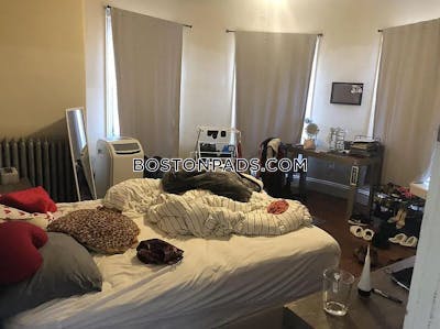 Mission Hill 5 Beds 2 Baths Boston - $7,795
