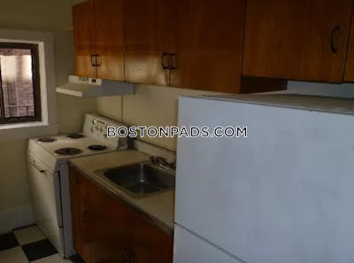 Back Bay Apartment for rent 1 Bedroom 1 Bath Boston - $3,100