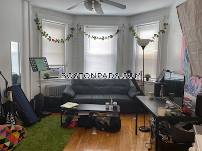 Fenway/kenmore Apartment for rent 1 Bedroom 1 Bath Boston - $3,300 50% Fee