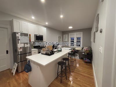 Somerville 3 Beds 1 Bath  Union Square - $4,250 50% Fee