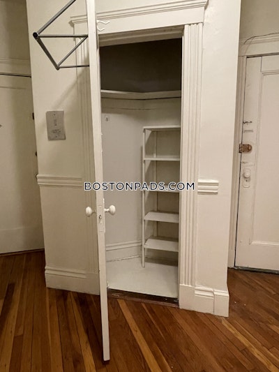 Allston/brighton Border Apartment for rent Studio 1 Bath Boston - $2,150 50% Fee