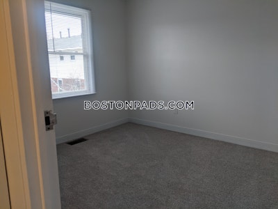 Roslindale Apartment for rent 3 Bedrooms 1 Bath Boston - $3,416