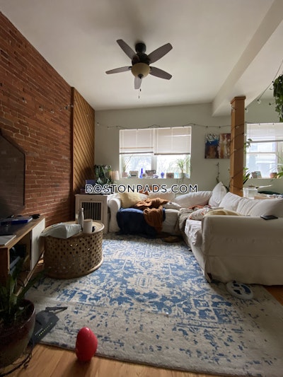 Somerville Apartment for rent 2 Bedrooms 1 Bath  Spring Hill - $3,575