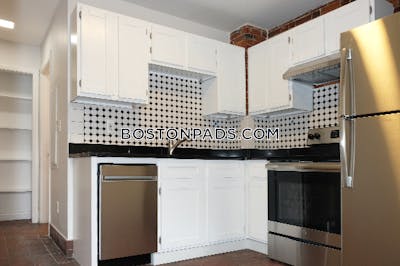 Somerville 2 Beds 1 Bath  Winter Hill - $3,150