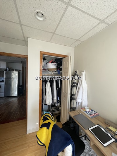 Chinatown 2 Beds 1 Bath Boston - $3,200