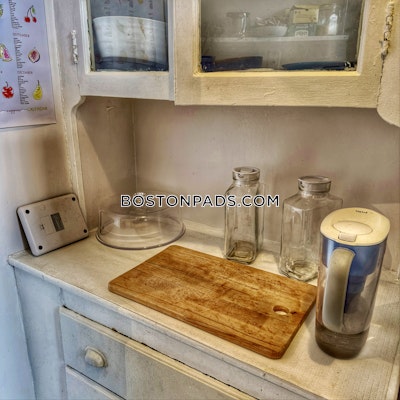 Allston/brighton Border Apartment for rent Studio 1 Bath Boston - $1,775