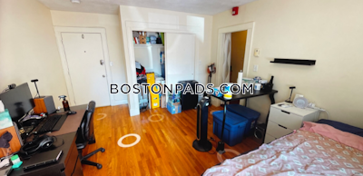 Somerville Studio 1 Bath  Davis Square - $2,285