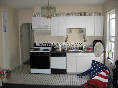 Allston/brighton Border Apartment for rent 4 Bedrooms 2 Baths Boston - $3,500 No Fee
