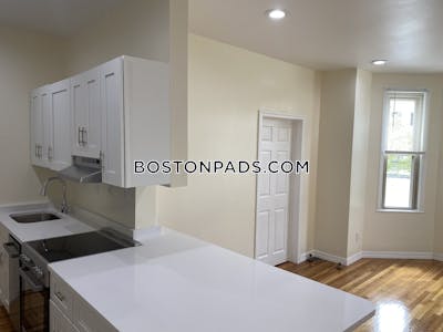 Fenway/kenmore 2 Beds 1 Bath Boston - $4,300 50% Fee