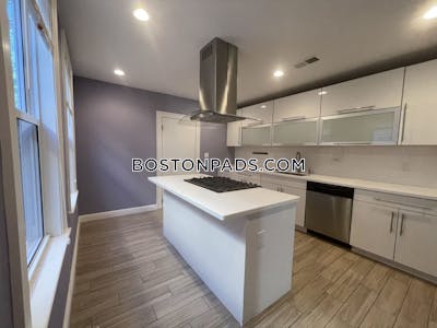 Cambridge Apartment for rent 3 Bedrooms 2 Baths Inman Square - $5,300 No Fee