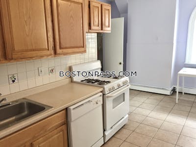 Brookline Apartment for rent 4 Bedrooms 2 Baths Boston University - $6,400