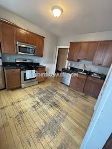 Medford 4 Beds 1 Bath  Tufts - $4,800