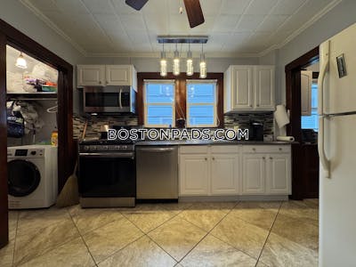 Somerville Apartment for rent 2 Bedrooms 1 Bath Magoun/ball Square - $3,500