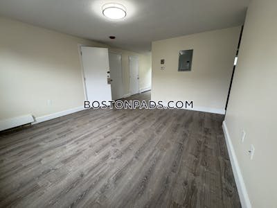 Danvers 2 bedroom 1 baths in DANVERS - $2,400 No Fee