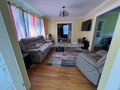 West Roxbury Apartment for rent 3 Bedrooms 1 Bath Boston - $3,250