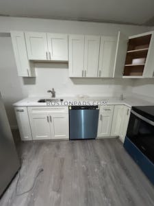 Cambridge Apartment for rent 3 Bedrooms 1.5 Baths Mt. Auburn/brattle/ Fresh Pond - $3,150