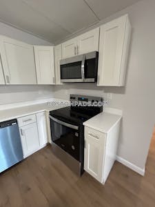 Cambridge Apartment for rent 3 Bedrooms 1.5 Baths Mt. Auburn/brattle/ Fresh Pond - $3,150