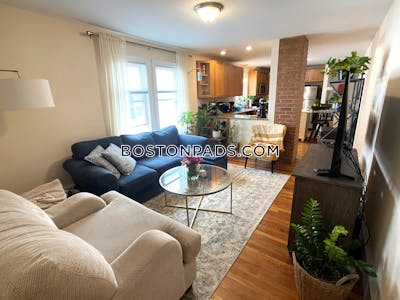 Somerville Apartment for rent 3 Bedrooms 1 Bath  East Somerville - $3,500