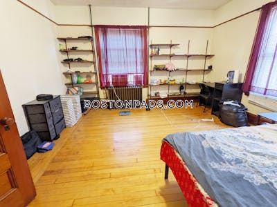 Somerville Apartment for rent 3 Bedrooms 1 Bath  Spring Hill - $3,850