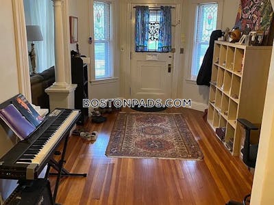 Roxbury Apartment for rent 1 Bedroom 1 Bath Boston - $2,500 50% Fee