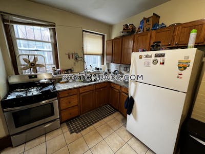 Fort Hill Apartment for rent 3 Bedrooms 1.5 Baths Boston - $3,650