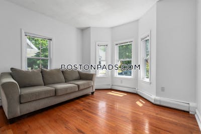Medford Apartment for rent 5 Bedrooms 2.5 Baths  Tufts - $7,000