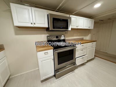Quincy Apartment for rent 1 Bedroom 1 Bath  North Quincy - $2,100 50% Fee