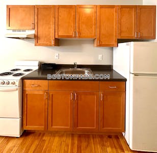 Worcester Studio 1 baths in Worcester - $1,500 No Fee