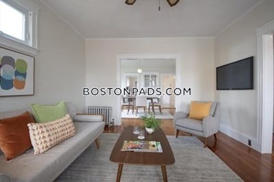 Medford Apartment for rent 3 Bedrooms 1 Bath  Tufts - $3,650 50% Fee
