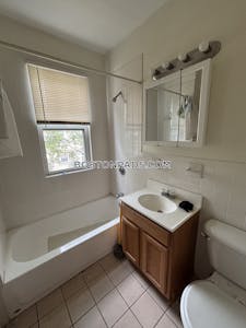Somerville Apartment for rent 1 Bedroom 1 Bath  Winter Hill - $2,150 No Fee