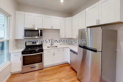 East Boston 3 bedroom 1 baths in BOSTON Boston - $2,950 No Fee