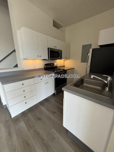 South End Nice 2 Bed 1 Bath available 6/1 on East Berkley St. in the South End Boston - $4,100 No Fee