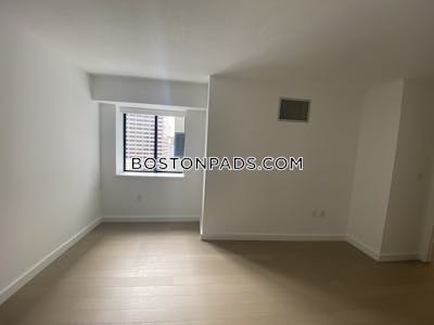 Downtown Financial District 1 bed and 1 bath Luxury Apartment Boston - $3,626 No Fee